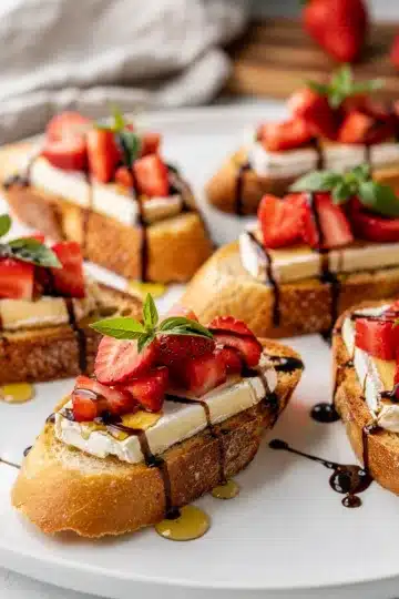 Strawberry Brie Bruschetta 9 Strawberry brie bruschetta with basil and balsamic glaze on toasted baguette