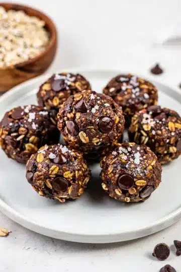 Dark Chocolate Sea Salt Energy Bites 11 Dark chocolate sea salt energy bites rustic snack closeup