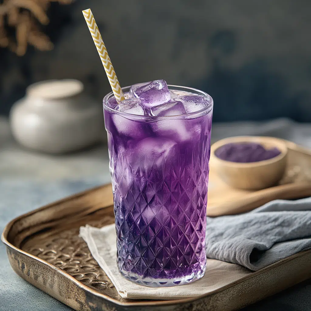 Brazilian Mounjaro tea served over ice with straw